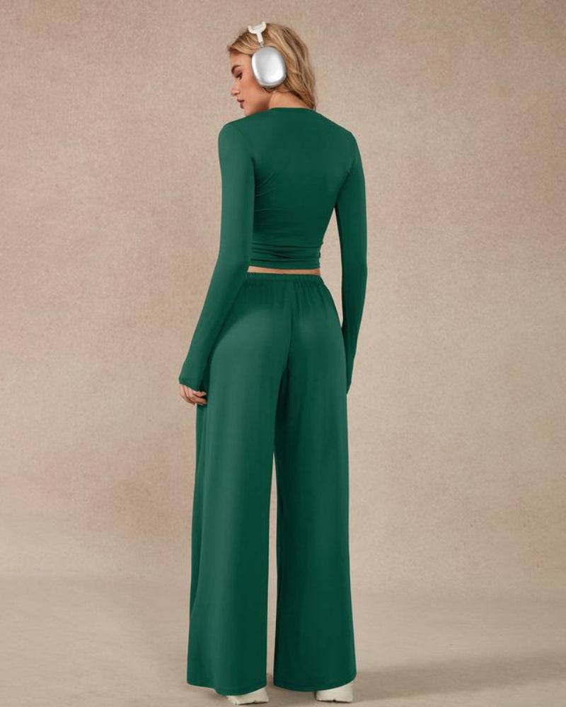 Women’s 2-Piece Activewear Set: Long-Sleeve Crop Top & Wide-Leg Pants | Stretchy Yoga/Workout/Running Clothes